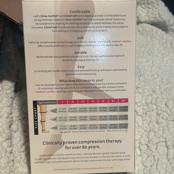 Mediven 47705 Compression thigh w/topband 20-30 mmHg Natural V open toe - Picture 3 of 6